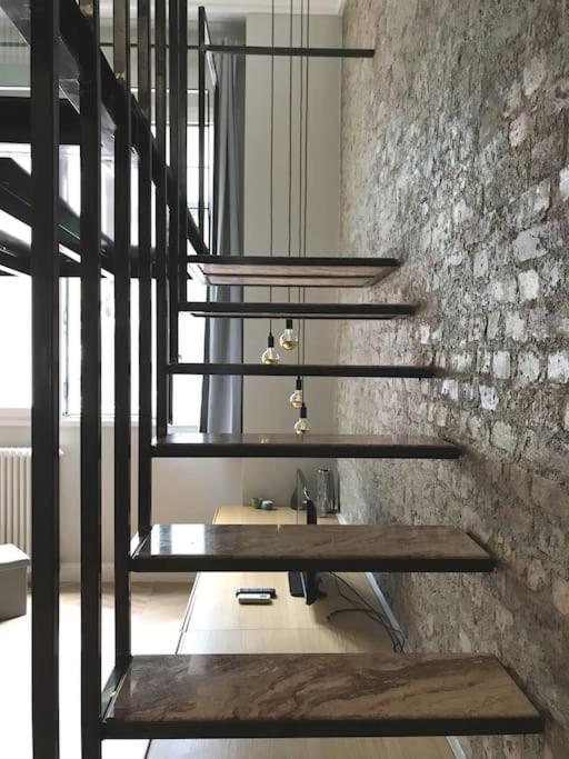 Dezza Loft Apartment Милано Екстериор снимка