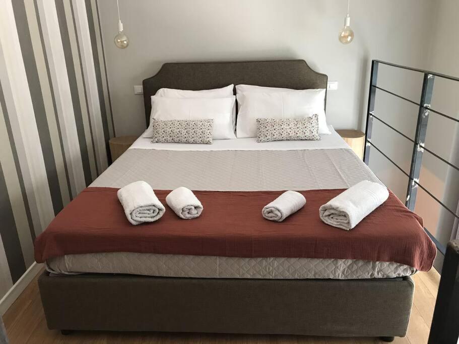 Dezza Loft Apartment Милано Екстериор снимка